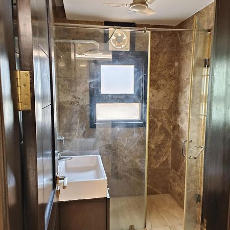 Greenleaf Apartment And Suites, Greater Kailash 1 New Delhi Buitenkant foto