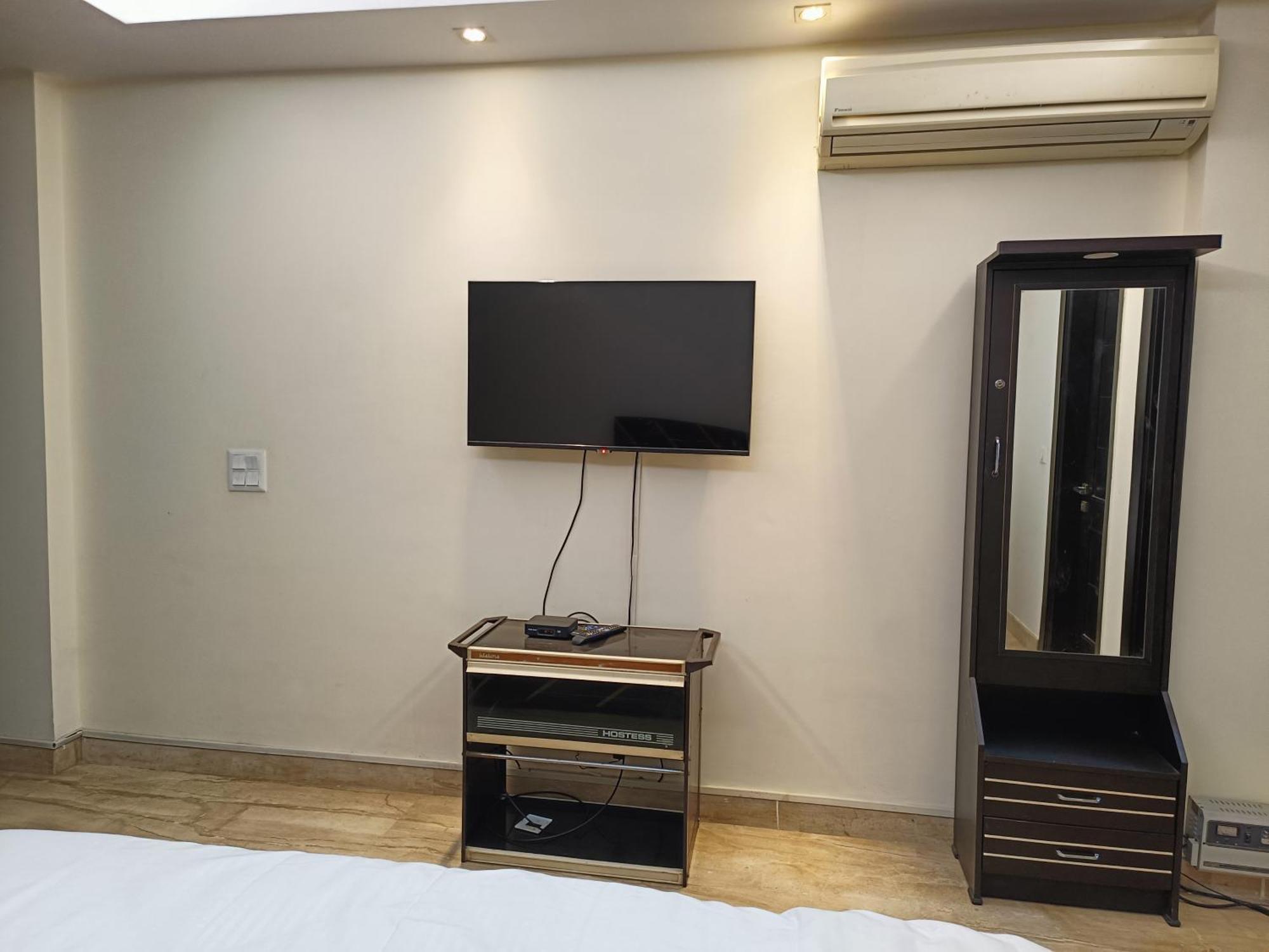 Greenleaf Apartment And Suites, Greater Kailash 1 New Delhi Buitenkant foto