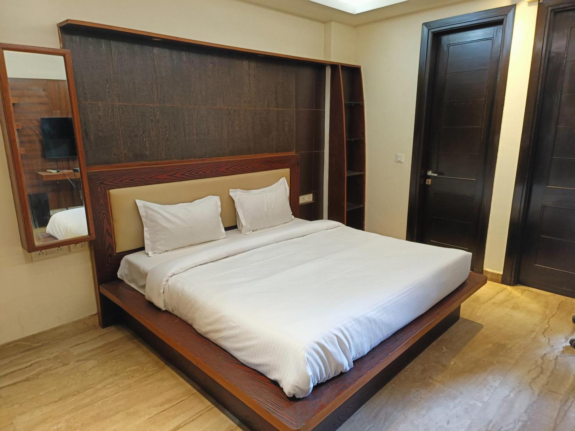 Greenleaf Apartment And Suites, Greater Kailash 1 New Delhi Buitenkant foto